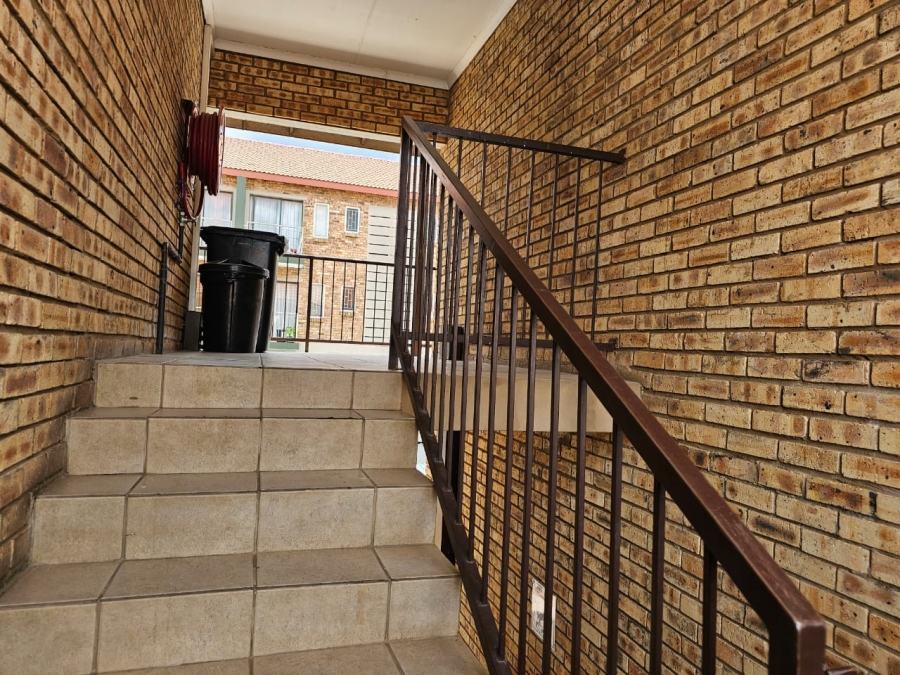 1 Bedroom Property for Sale in Die Bult North West